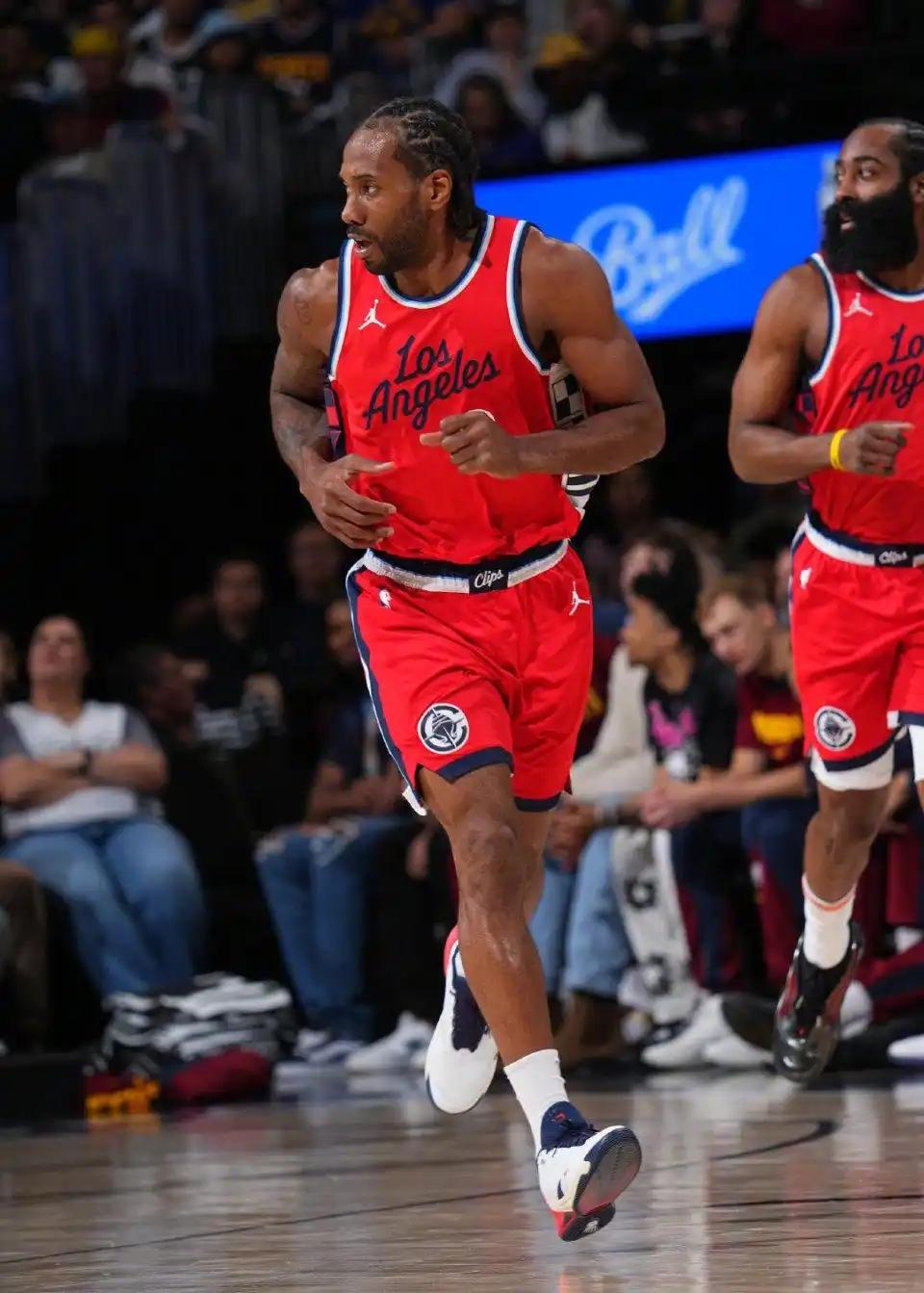 开元娱乐-关于洛杉矶快船训练开放日，赛后扳平良机引欢呼，亚冠在即，细节决定成败的信息