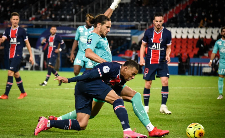 开元娱乐-布鲁克林篮网发布备战花絮；冲刺阶段防线松动；法甲任务艰巨；年轻球员得到机会(布鲁克林篮网比赛过程简述)