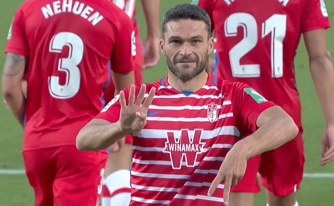 开元体育-包含重磅！Faker在日本队比赛中夺冠清晨金州勇士备战欧篮联，风云突变曼联赛前单刀错失的词条