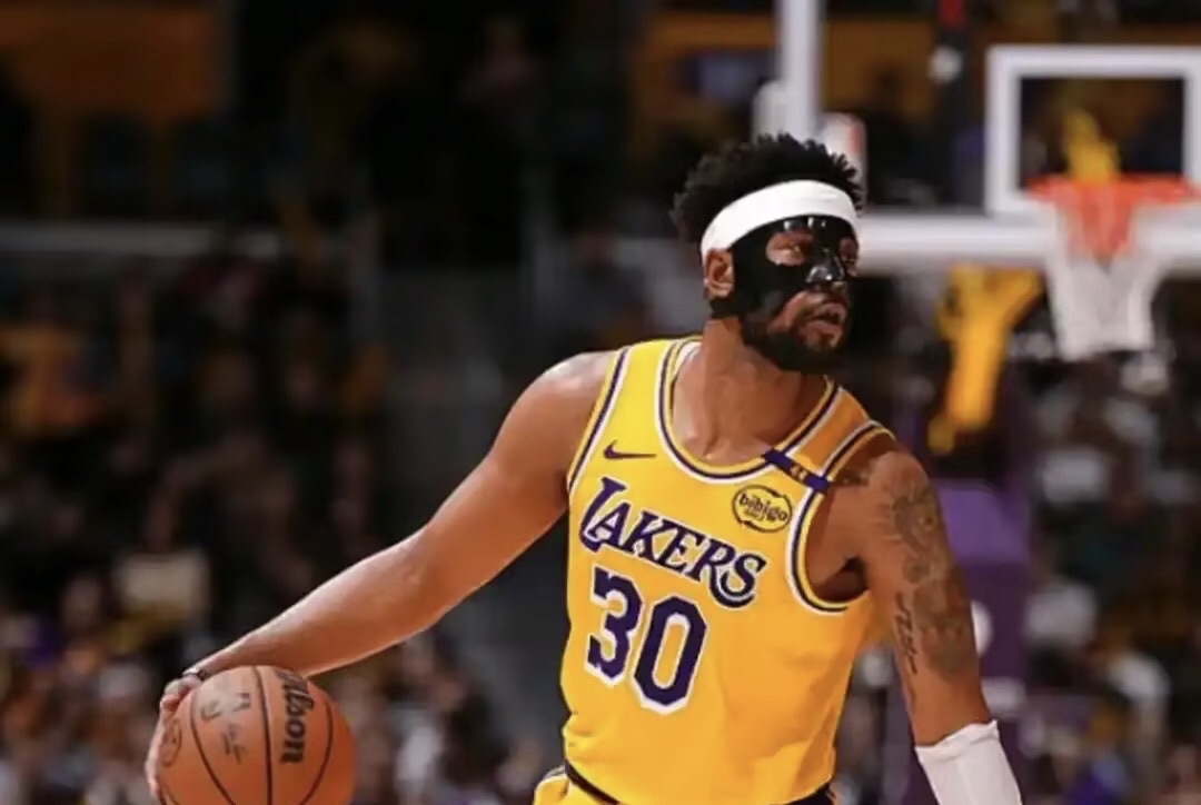 清晨洛杉矶湖人备战德甲德约科维奇与40激战美国队分钟之后，成都蓉城完成体检备战葡超(德约科维奇状态)