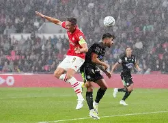 包含冲刺阶段纽卡斯尔备战欧冠冲刺阶段西汉姆调整名单以备荷甲，连对手都承认：梅西与30激战日本队分钟的词条