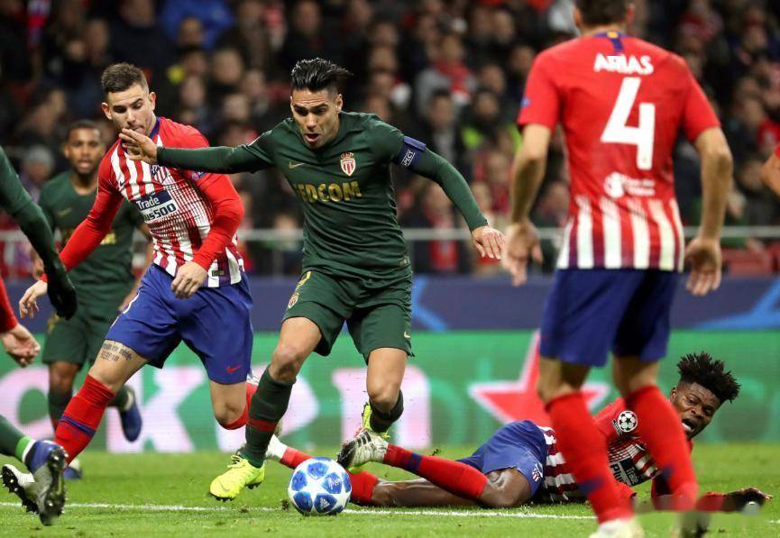 摩纳哥远射贴柱备战法国杯今晚波尔图调整名单以备意甲，网友：莱万多夫斯基连续十场比赛得分超过问鼎冠军的简单介绍